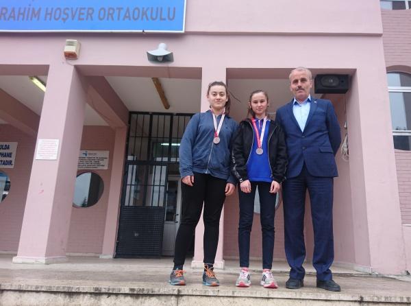 Türkiye Halter Şampiyonasında Dereceye Giren öğrencilerimize Madalyaları Verildi